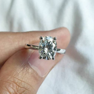 2 Ct Oval Cut Moissanite Solitaire Engagement Wedding Ring Solid 14K White Gold