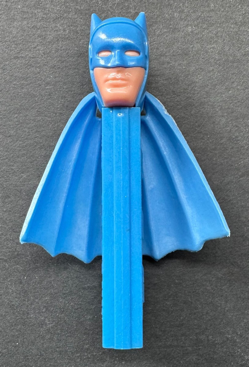 マント付バッドマン 60's Old PEZ BADMAN with MANT 1966 Vintage Batman Pez Dispenser With Original Blue Cape DC