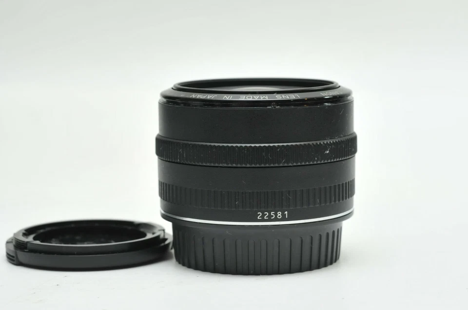 Canon Wide-Angle EF 28mm f/2.8 Lens SN22581 - Image 2 of 4