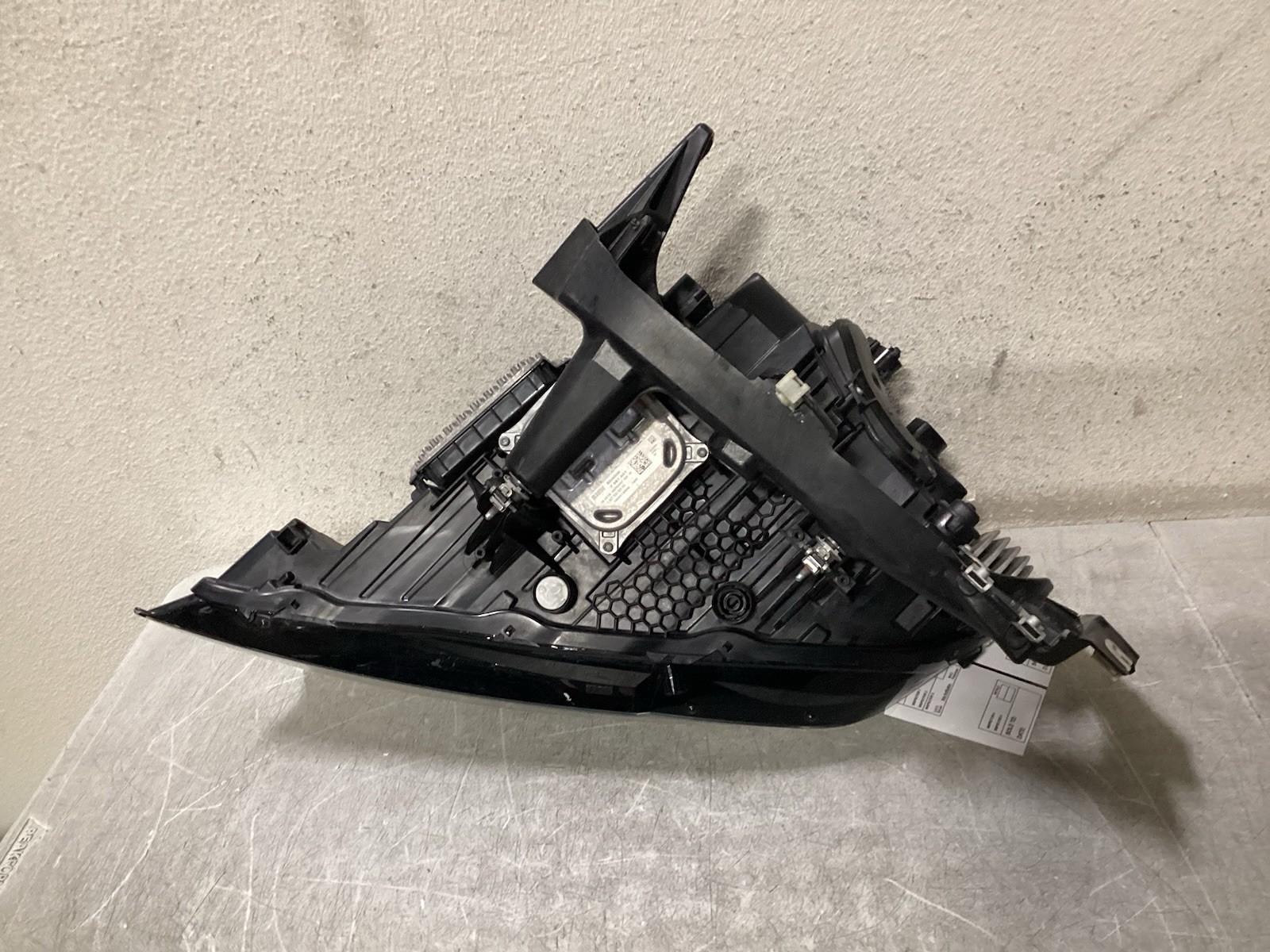 BMW i8 2015-2019 Right Headlight
