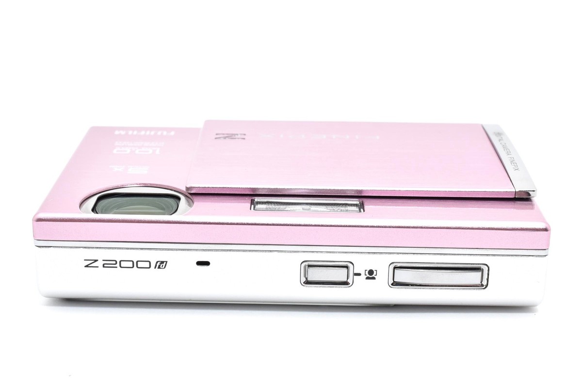 FUJIFILM FINEPIX Z200 fd Pink w/Charger Digital Camera From Japan