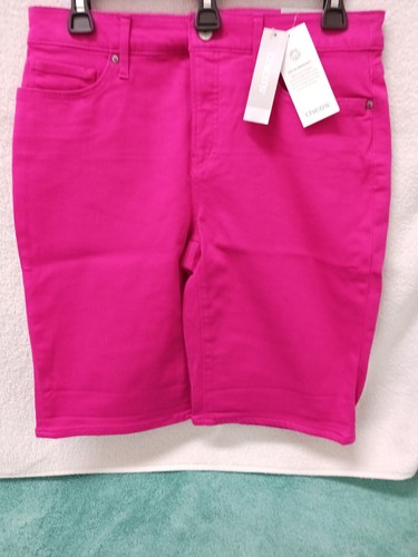 Chico's Girlfriend Shorts SO SLIMMINGhaute Pink Denim Bermuda Size 0 Small 4 NWT