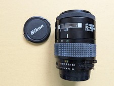 Nikon Nikkor AF 35 - 105mm/1:3,5-4,5 Autofokusobjektiv für Nikon F-Bajonett