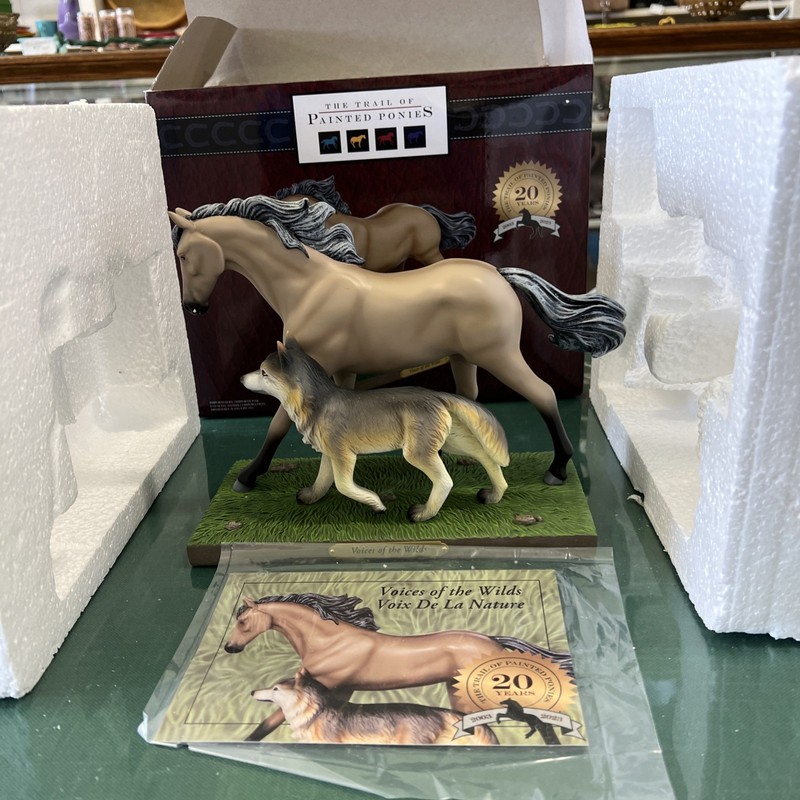Trail of Painted Ponies Voices of the Wilds Figurine 1E0249 NIB Never Displayed