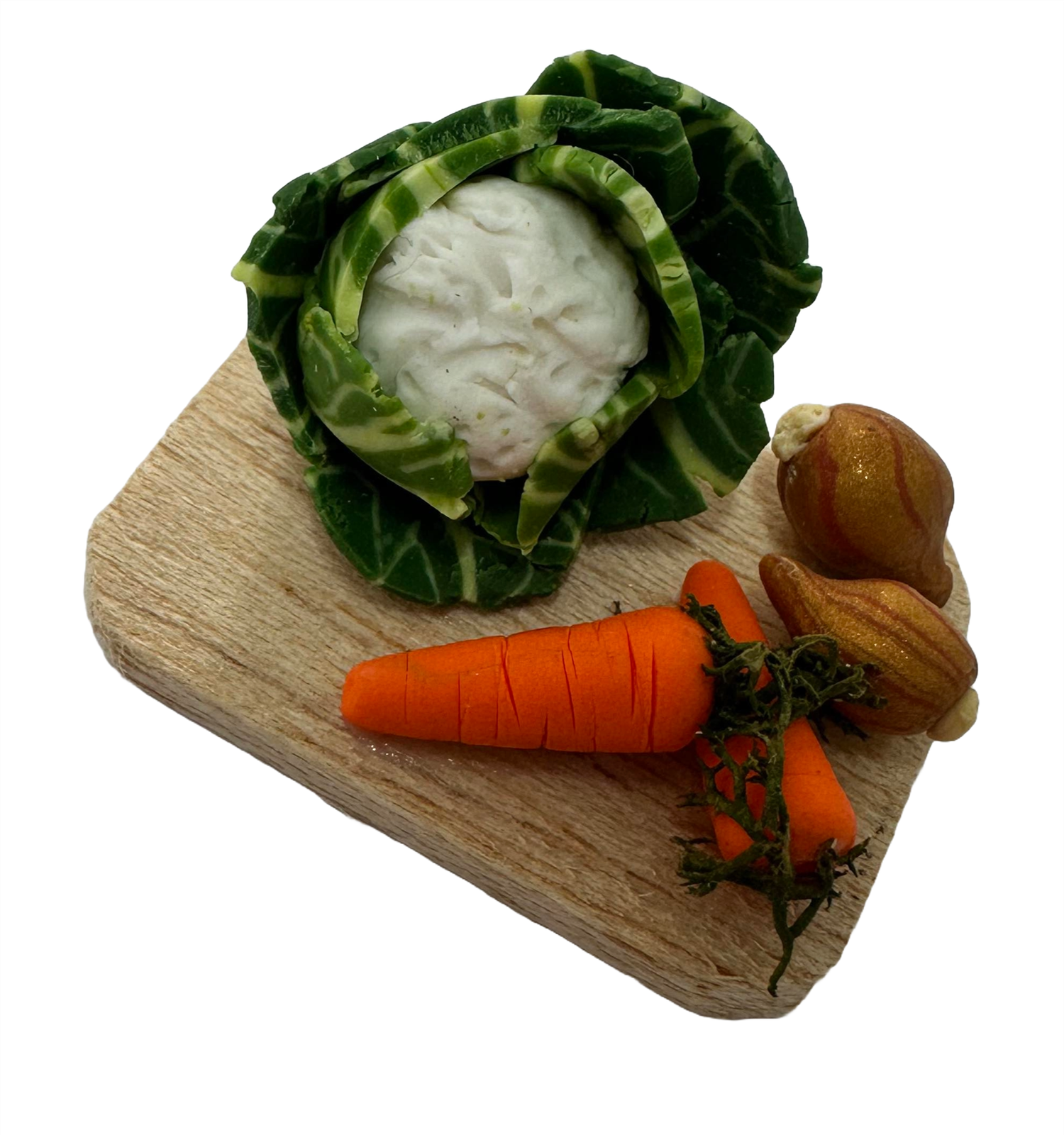 Dolls House Vegetables on Chopping Board Onion Carrot & Cauli Kitchen Accessory