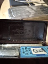 Vintage Gillette Safety Razor Made in England w/ Original Case