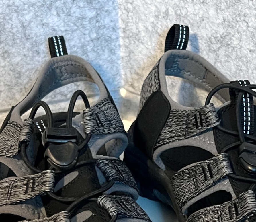 Keen Uomo 1022252 Newport H2 Sandalo Acqua Punta Chiusa Taglia 10M Nero Grigio Acciaio