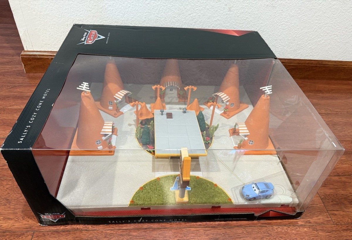 【極上品】sally's cozy cone motel precision Amazon.co.jp: Disney/Pixar Cars PRECISION SERIES Sally's