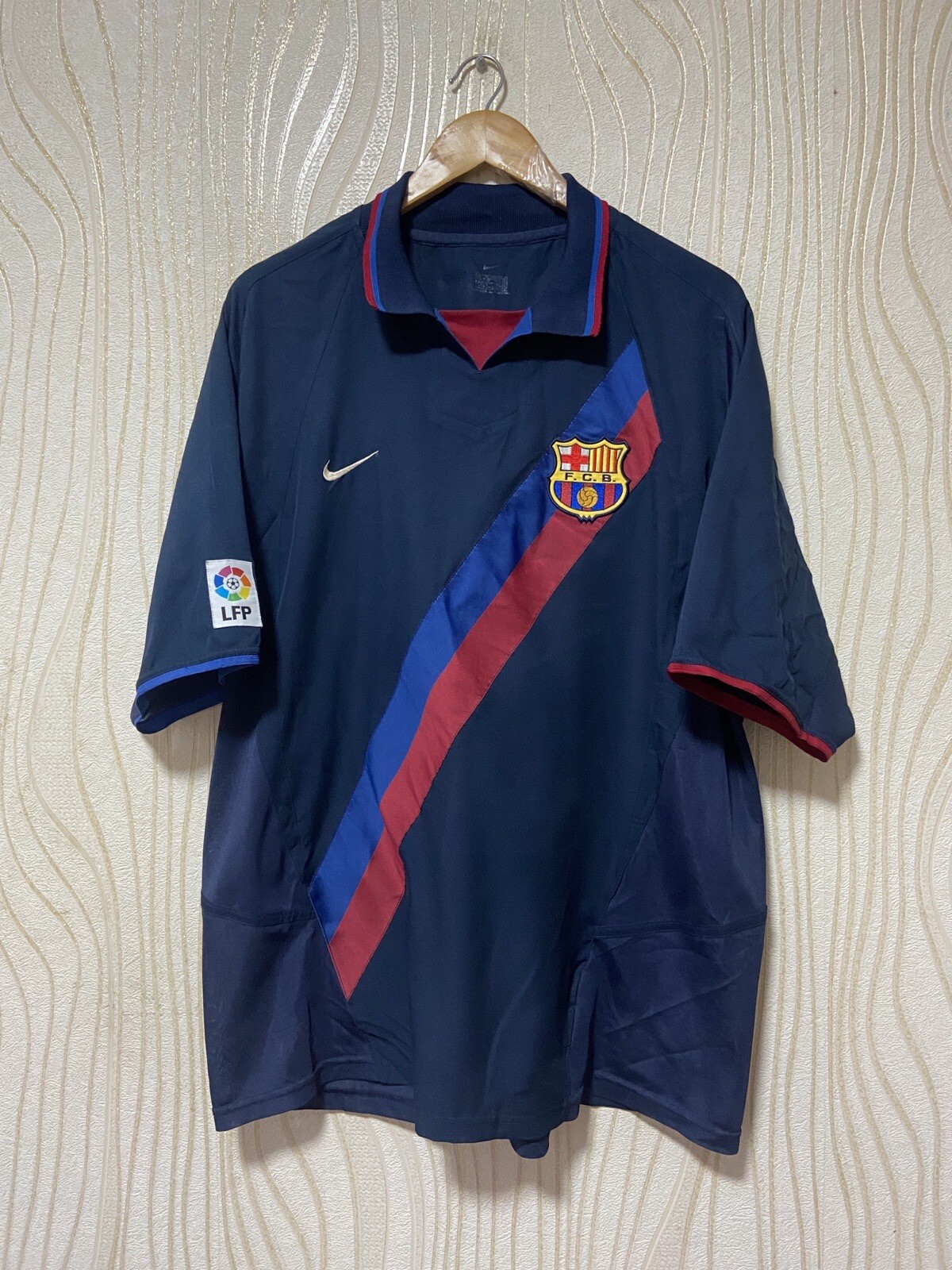 BARCELONA 2002 2003 AWAY FOOTBALL SHIRT SOCCER JERSEY NIKE sz XL
