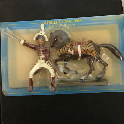 Troc Echange Lot de 9 soldats Starlux sur