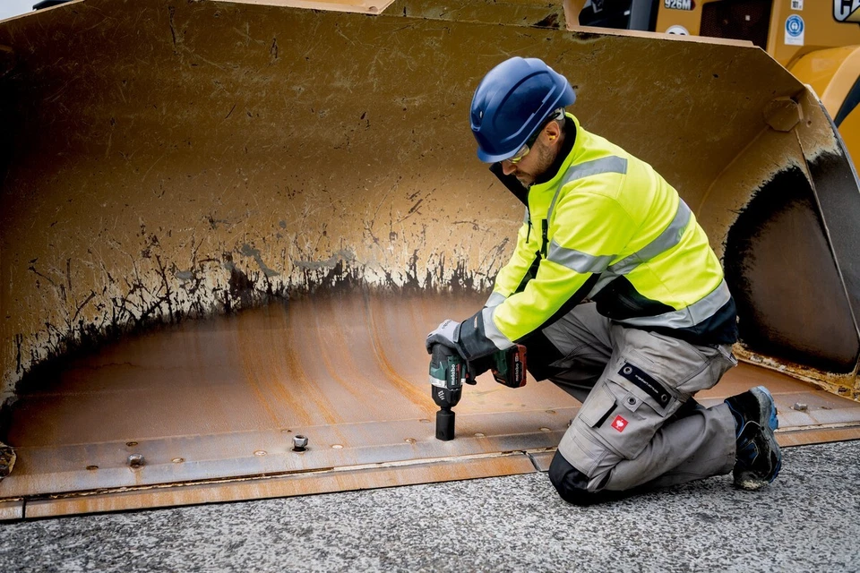 METABO SSW 18 LTX 1750 BL HIGH TORQUE 3/4in. DR IMPACT WRENCH 2100NM - 602402840 - Image 2 of 4