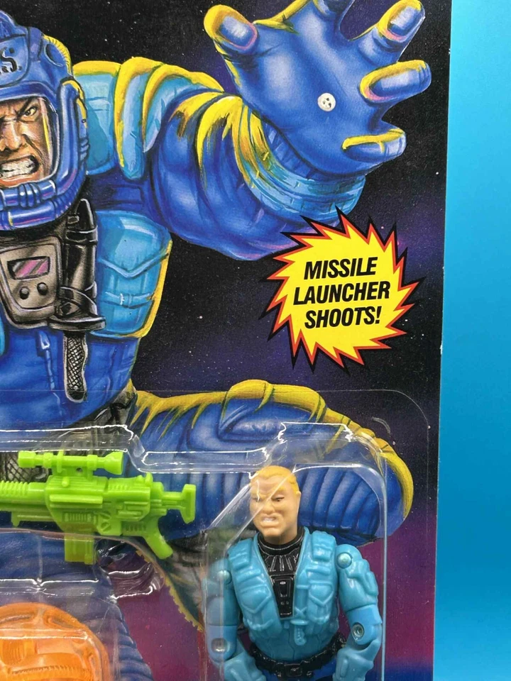 1993 Hasbro GI JOE Star Brigade Action Figure EFFECTS Explosives Expert - Image 4 of 4