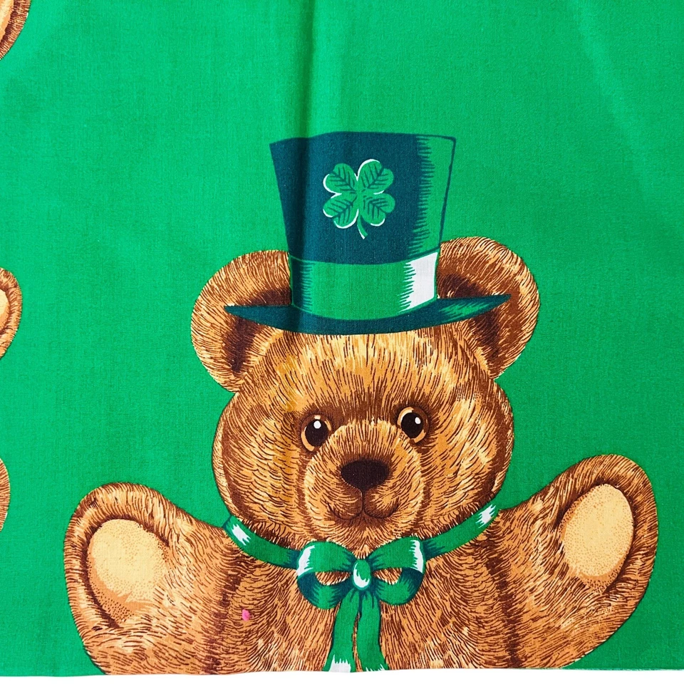 Wamsutta 适用于 Hallmark 卡圣帕特里克节熊织物面板 52 英寸 x 44 — 第 4/4 张图片