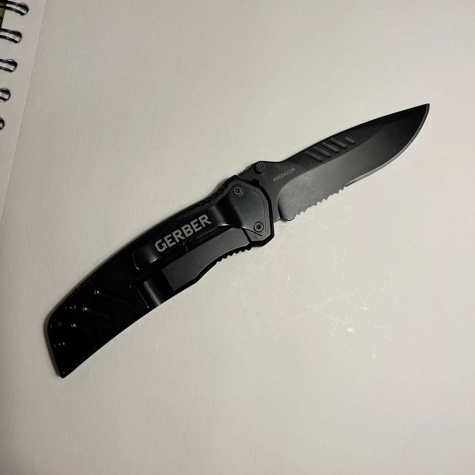 Gerber Swagger Folding Pocket Knife Black Serrated Blade G10 Handle - Image 2 of 3