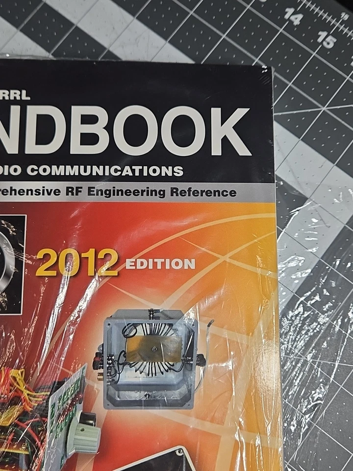 ARRL Handbook for Radio Communications RF Engineering Resource Includes CD 2012 - Image 4 of 4