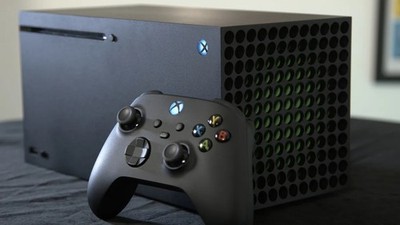 Xbox Series x 1 TB Schwarz Inkl. 2 Controller Top  Zustand
