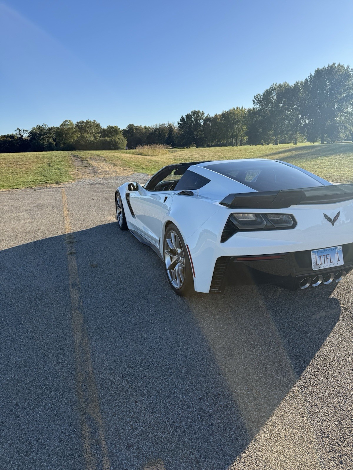 2019 White Chevrolet Corvette   | C7 Corvette Photo 4