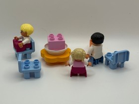 LEGO Duplo: Caf&eacute; #10587 51/52 pieces Retired