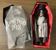 LIVING DEAD DOLL MISERY MEZCO HOT TOPIC Exclusive Coffin Box included USED/LOOSE
