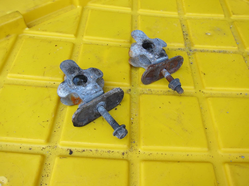 Suzuki Bandit 400 GSF400 1991 OEM basculante cadena tensor soportes de ajuste Foto 4 de 4