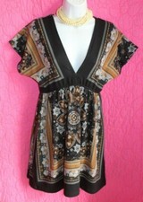 bailey blue Multi Color Print Fine Knit Sweater Dress Sz S Cap Sleeve V Neck