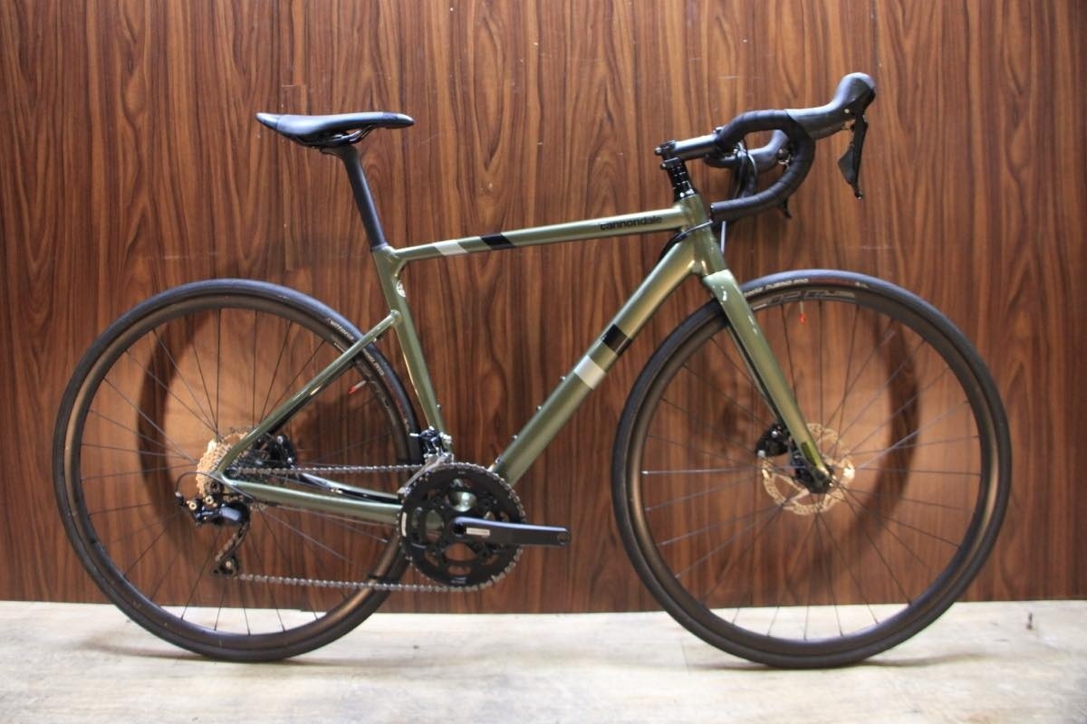 2021 Cannondale CAAD13 Disc Road Bike Shimano 105 R7020