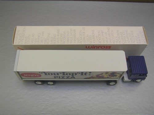 Winross 'Jeno's Pizza' Tractor Trailer Truck 1/64 scale made in USA Mint in Box - Picture 6 of 9
