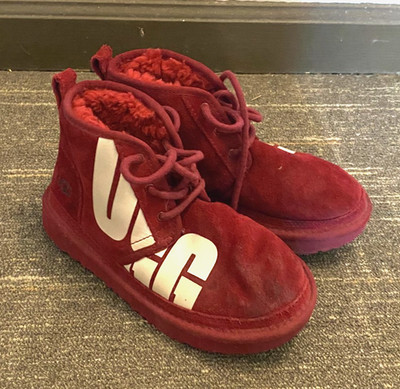 UGG Classic Boots Samba Red Big Kids Size 3 Winter Warm Shoes Spell Out on Boots