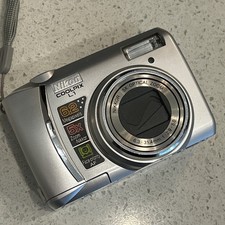 Nikon COOLPIX L1 6.2MP Digital Camera Black 5X Zoom Parts or Repair Only