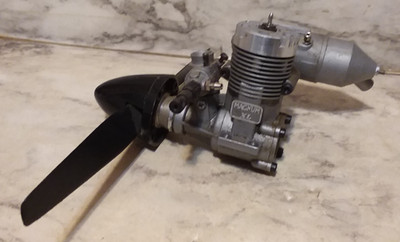 MAGNUM XL 25 Glow Engine w/ Muffler & Propeller RC Airplane R/C Plane Motor
