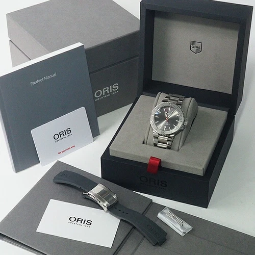 Oris Aquis Date Relief 01 733 7730 4153-07 8 24 05Peb AT SS Gray 43mm Grade A   