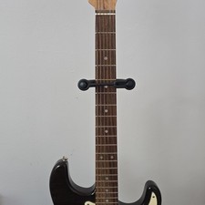 Black Solid Electric Guitar 6 String Right-Handed 21 Frets Serial NC770947
