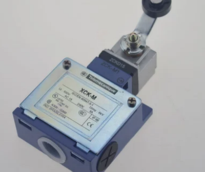 11/14/りっちょ様/1102c New Schneider XCK-M115 ZCK-D15 ZCK-M1 Limit Switch free shipping