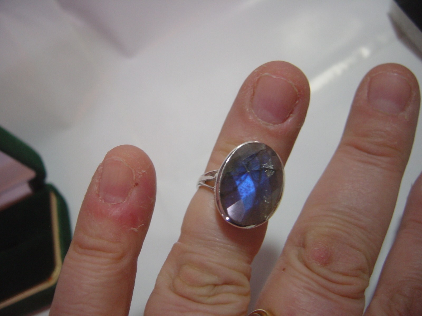 VINTAGE LARGE SOLID SILVER RING-SUPERB RAINBOW LA… - image 11