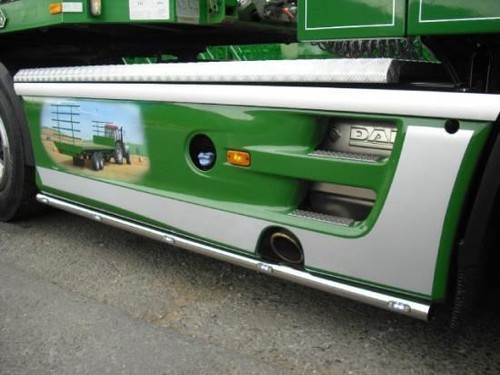 Seitenleisten + weiße LEDs passend für Scania P G R 6 Serie 2009 + 4x2 Edelstahl - Bild 2 von 5