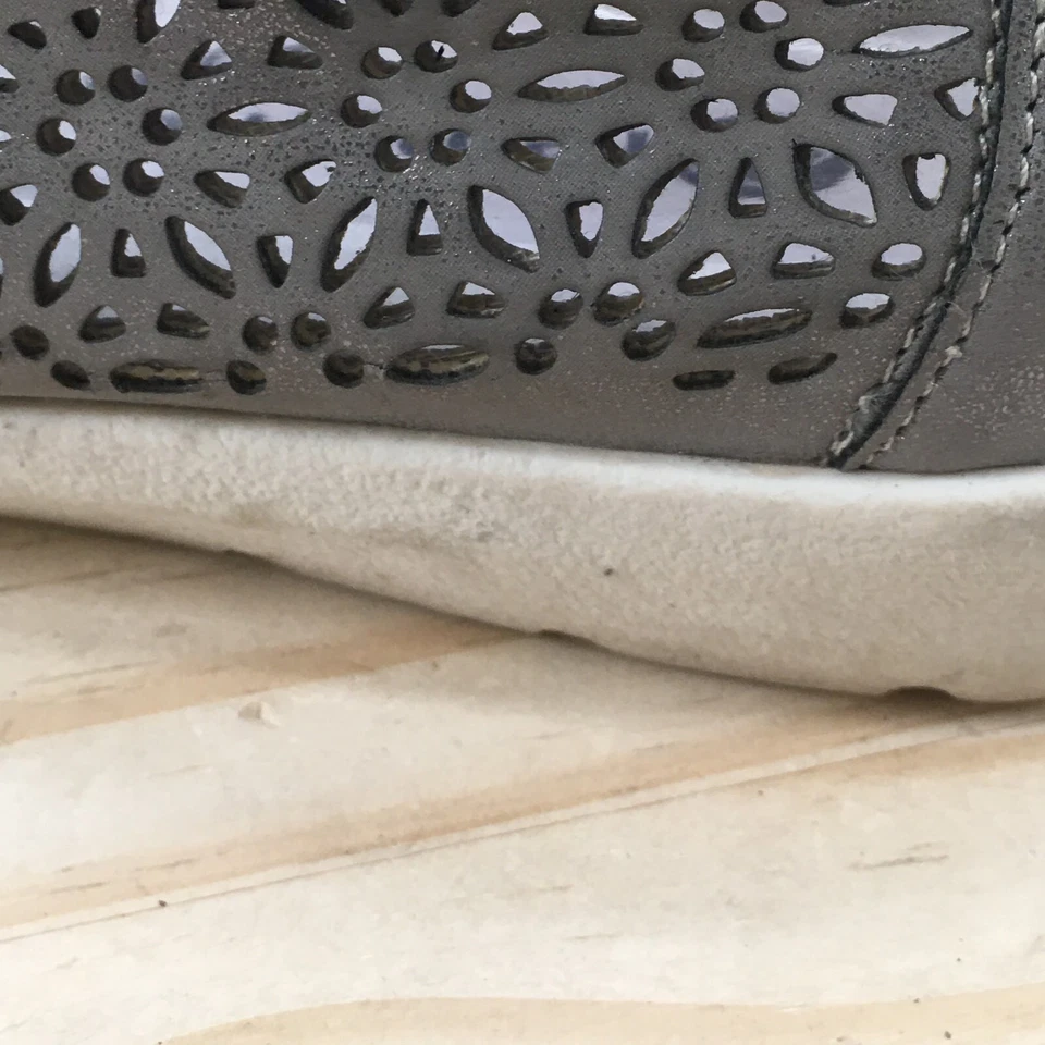 Sapato Remonte Feminino Macio 40 Casual Corte Laser Mocassim Rasteiro Couro Cinza - Imagem 4 de 4