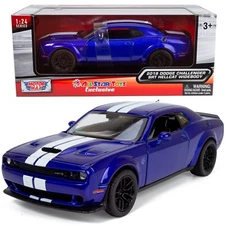 2018 Dodge Challenger Hellcat Widebody Blue MOPAR 1/24 Diecast Motor Max 79350
