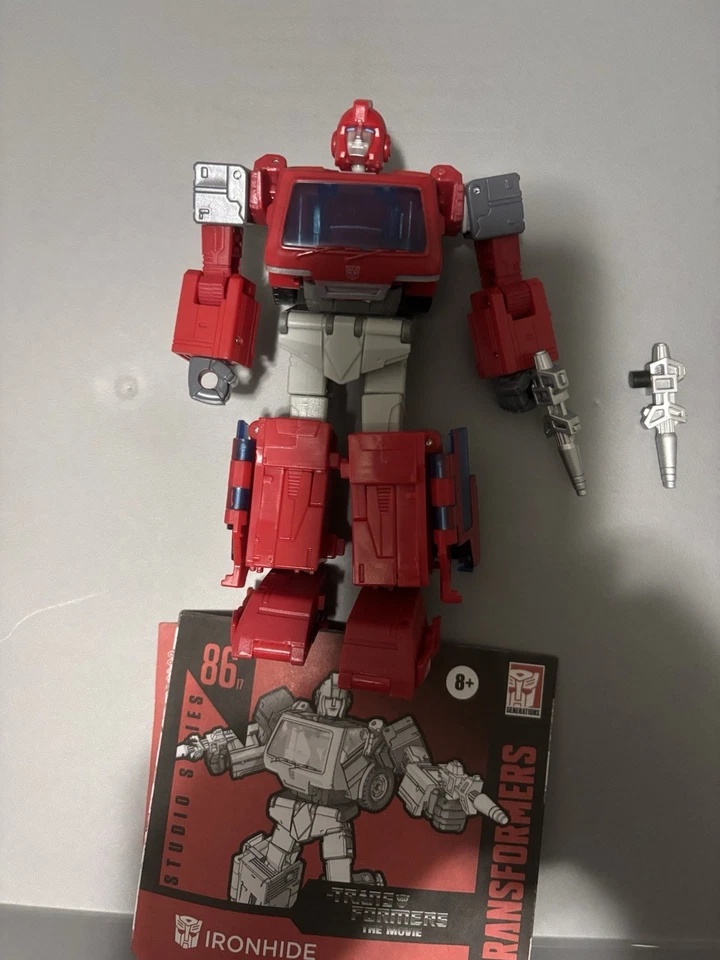 Transformers Studio Serie 86 Ironhide. Foto 2 de 2