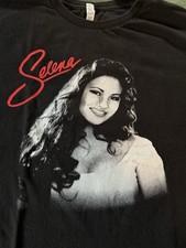 Selena Quintanilla Classic Vintage Graphic Tee