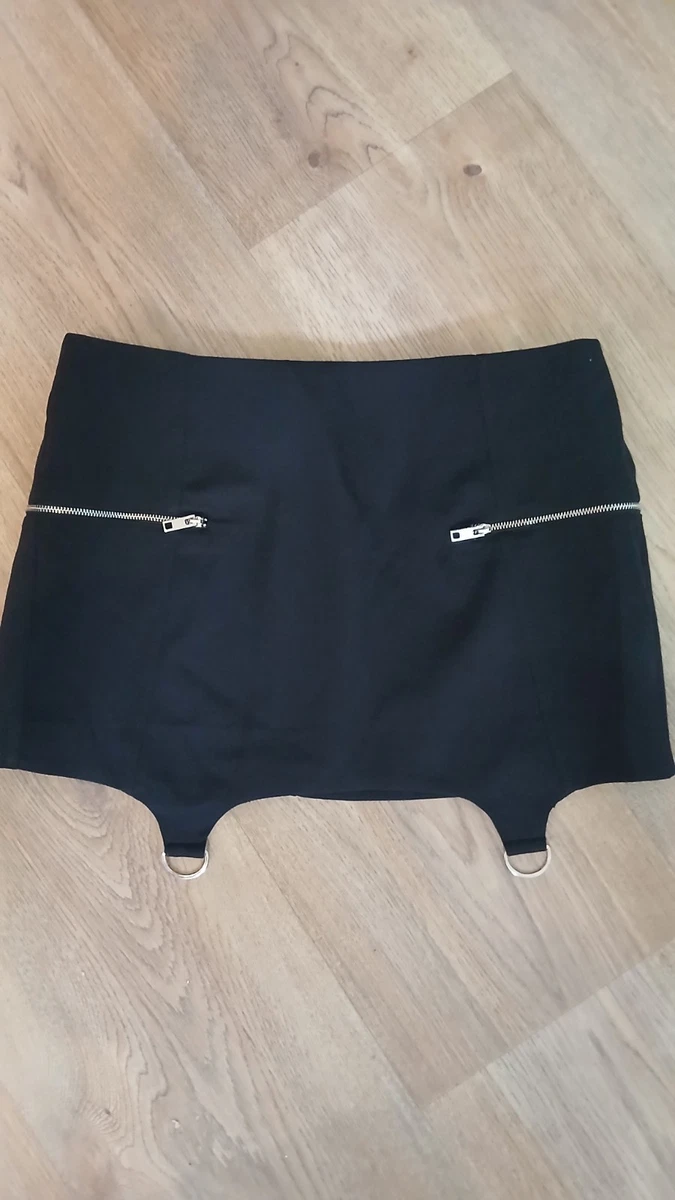 Nuevo con etiquetas Bershka Talla L 14-16 Mini Falda Corta Negra Cremalleras Anillos