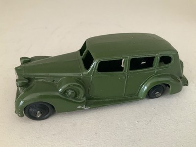 Dinky Toys 39a Packard Super 8 Tourer