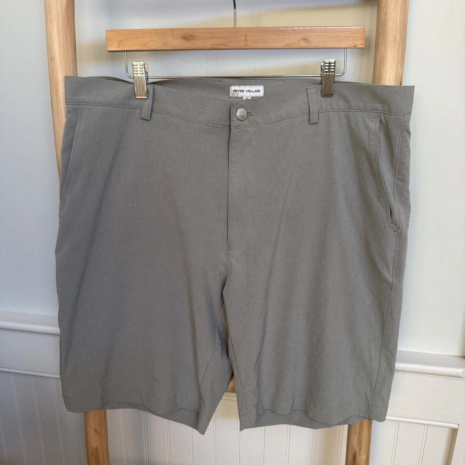 Peter Millar Mens 38 Grey Performance Golf Shorts Stretch Flat Front Casual