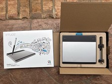 Wacom Intuos CTL-480 Touch Graphics Tablet with Creative Pen - very lightly used