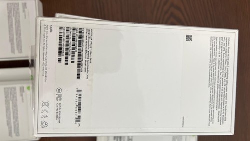 Apple Iphone 11 Black - 64GB - Factory Unlocked - New And Sealed - Free Shipping - Zdjęcie 11 z 11