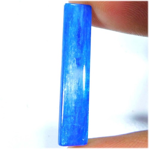 Naturel Haut Qualité Bleu Cyanite Coussin Cabochon 08.80Cts. Desseré