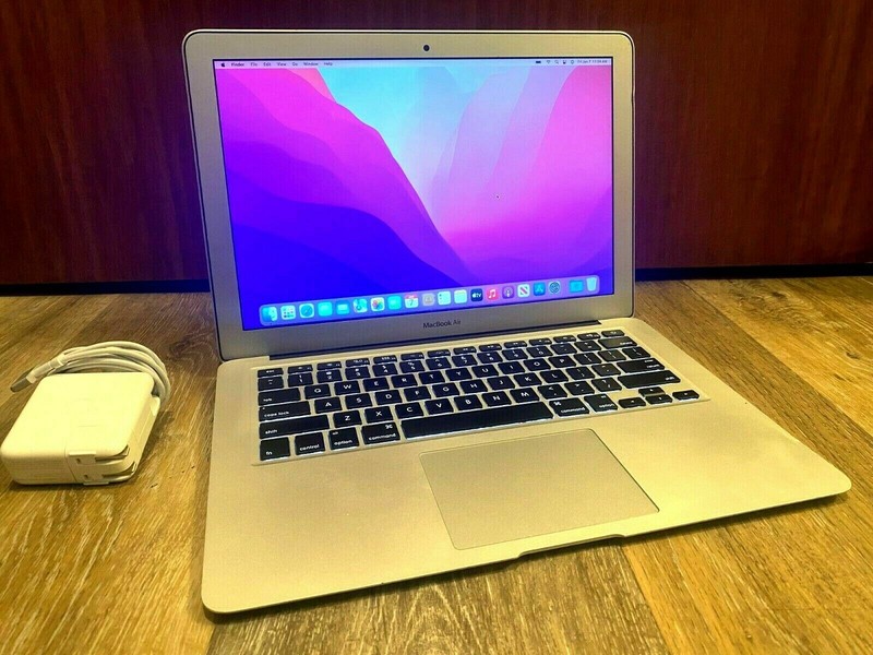 13" Apple MacBook Air 256GB SSD 8gb 3.2Ghz i7 TURBO - Monterey - 3 Year WARRANTY