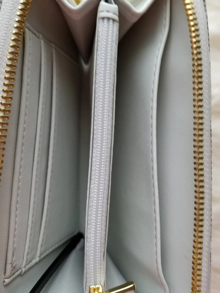 Mossimo ~ Muñequera de cuero sintético ~ Blanca ~ VT5210 ~ 4" x 7" Foto 3 de 4