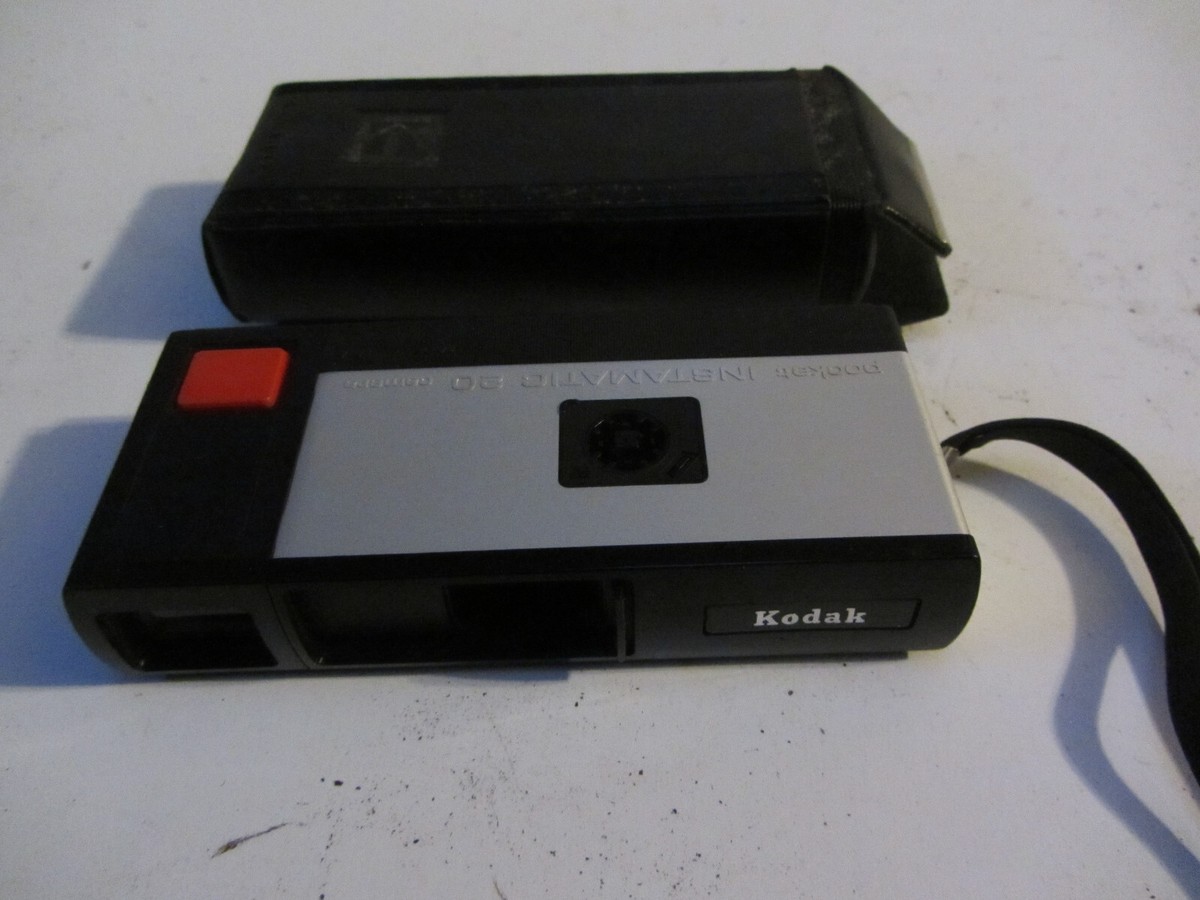 Vintage POCKET INSTAMATIC 20 Kodak 110 Film Camera Made In USA W