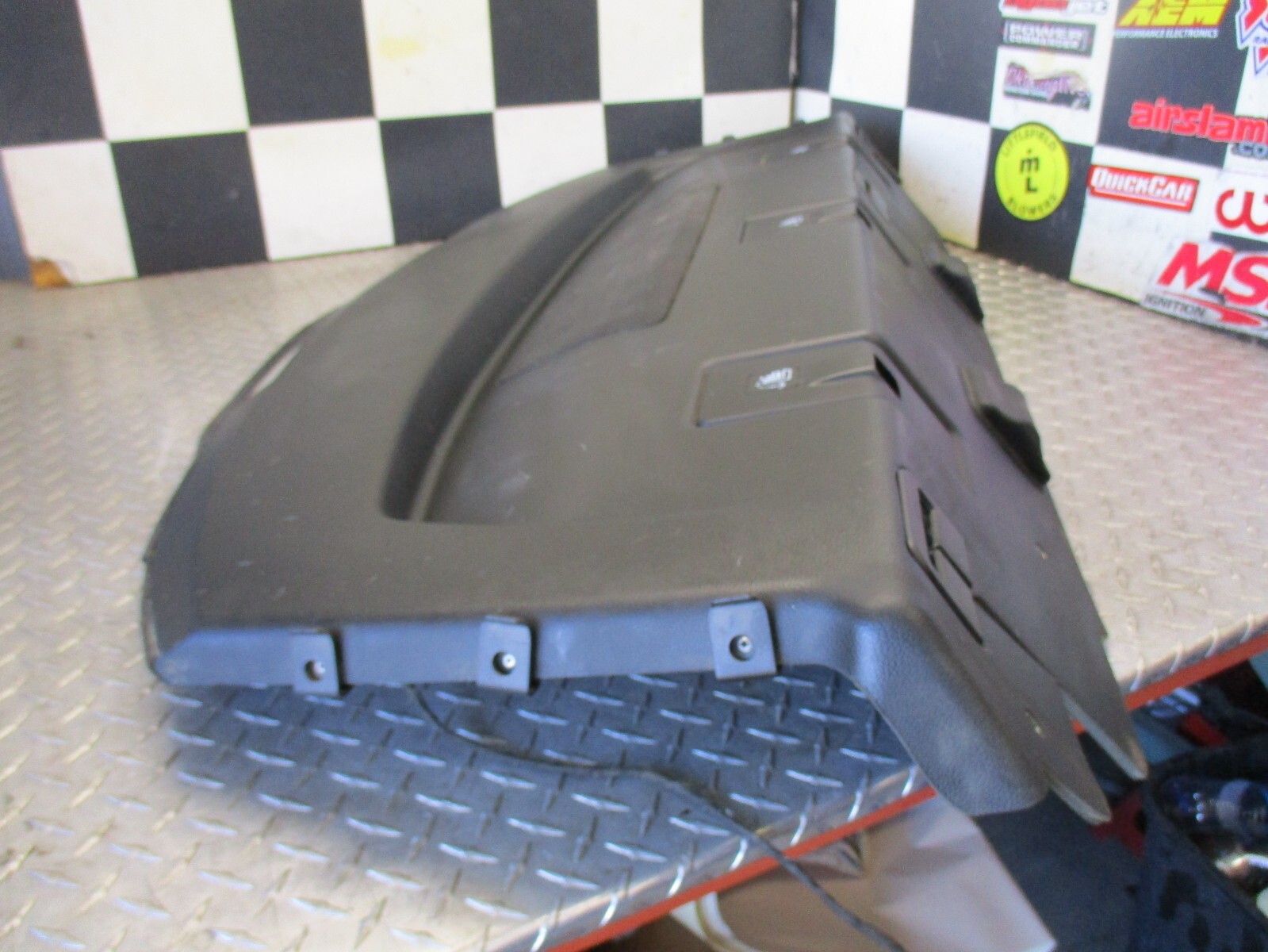 14-17 2017 Maserati Ghibli REAR PARCEL SHELF TRIM UNDER WINDOW PANEL