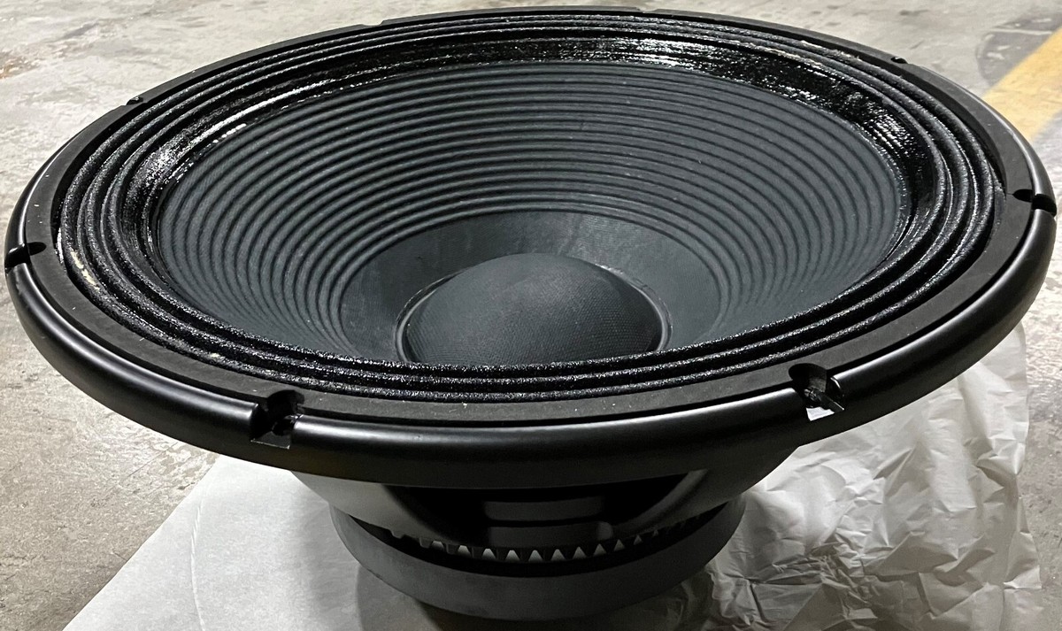 RCF LF18X400 18